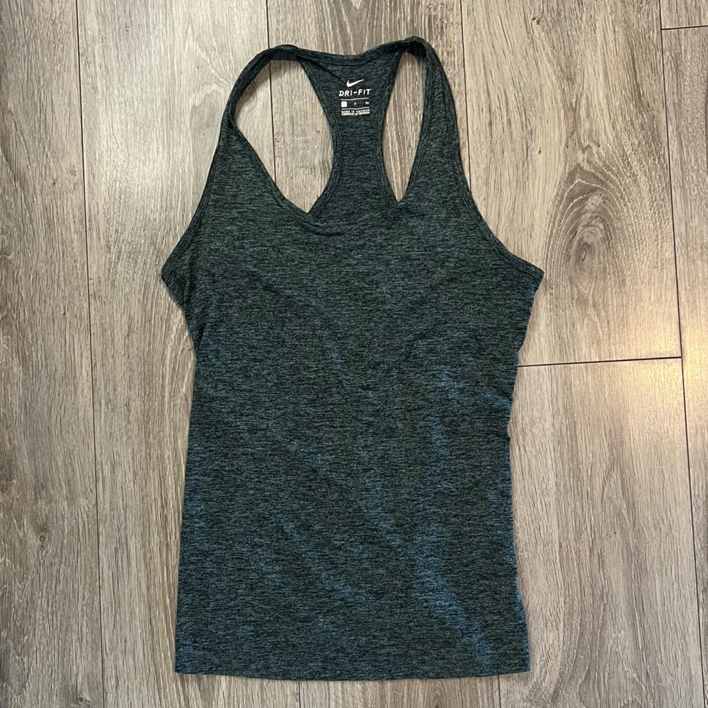 Nike Dri-Fit Women's Size XS Tank Top Gray Athletic Active Gym Running